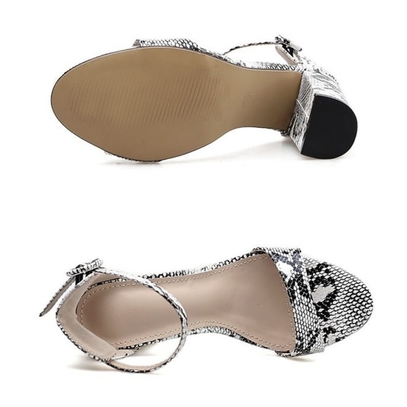 Summer Python Print Block Heels - Picture 6 of 6